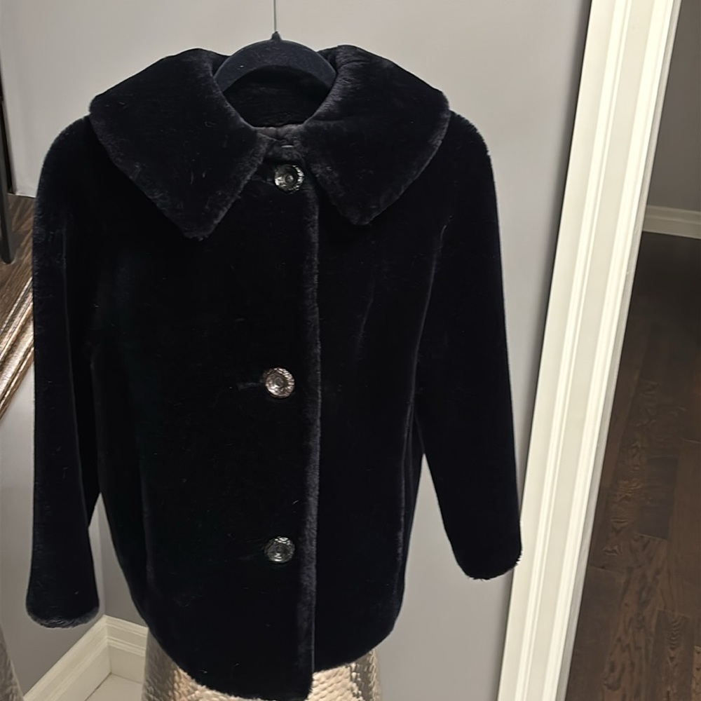 Vintage 1960s size small faux  sealura opera style Shorty jacket it’s sealura!
